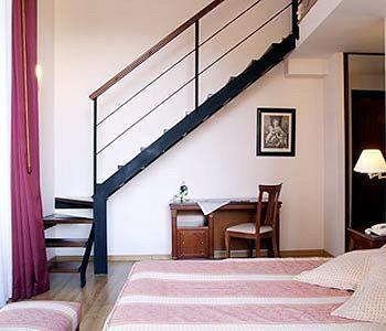 Hotel Comte Tallaferro Besalu Exterior photo