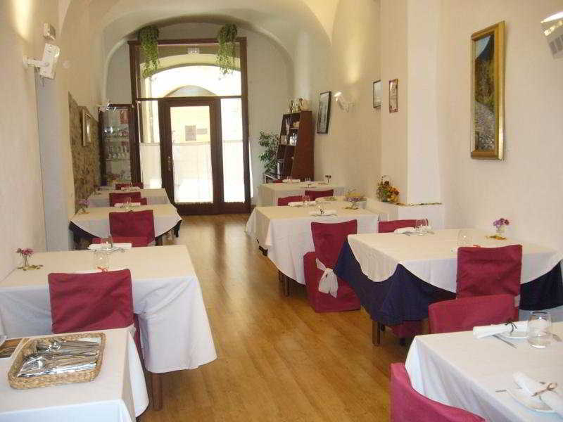 Hotel Comte Tallaferro Besalu Exterior photo